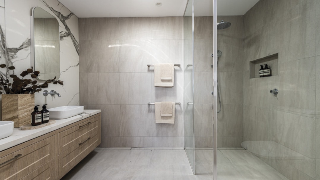 The Falls Estate - apartment bathroom
